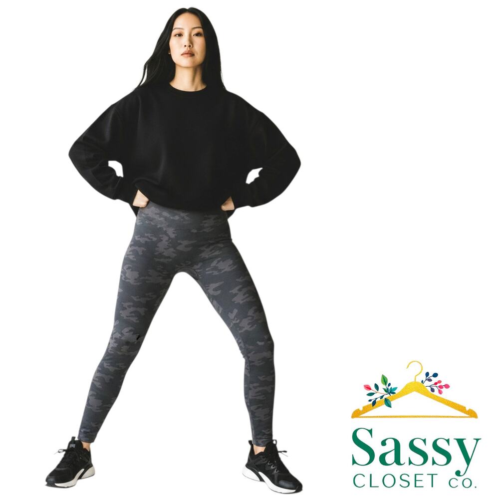 SPANX Navy Camo Seamless Leggings 1X High Rise Shaping Compression EUC